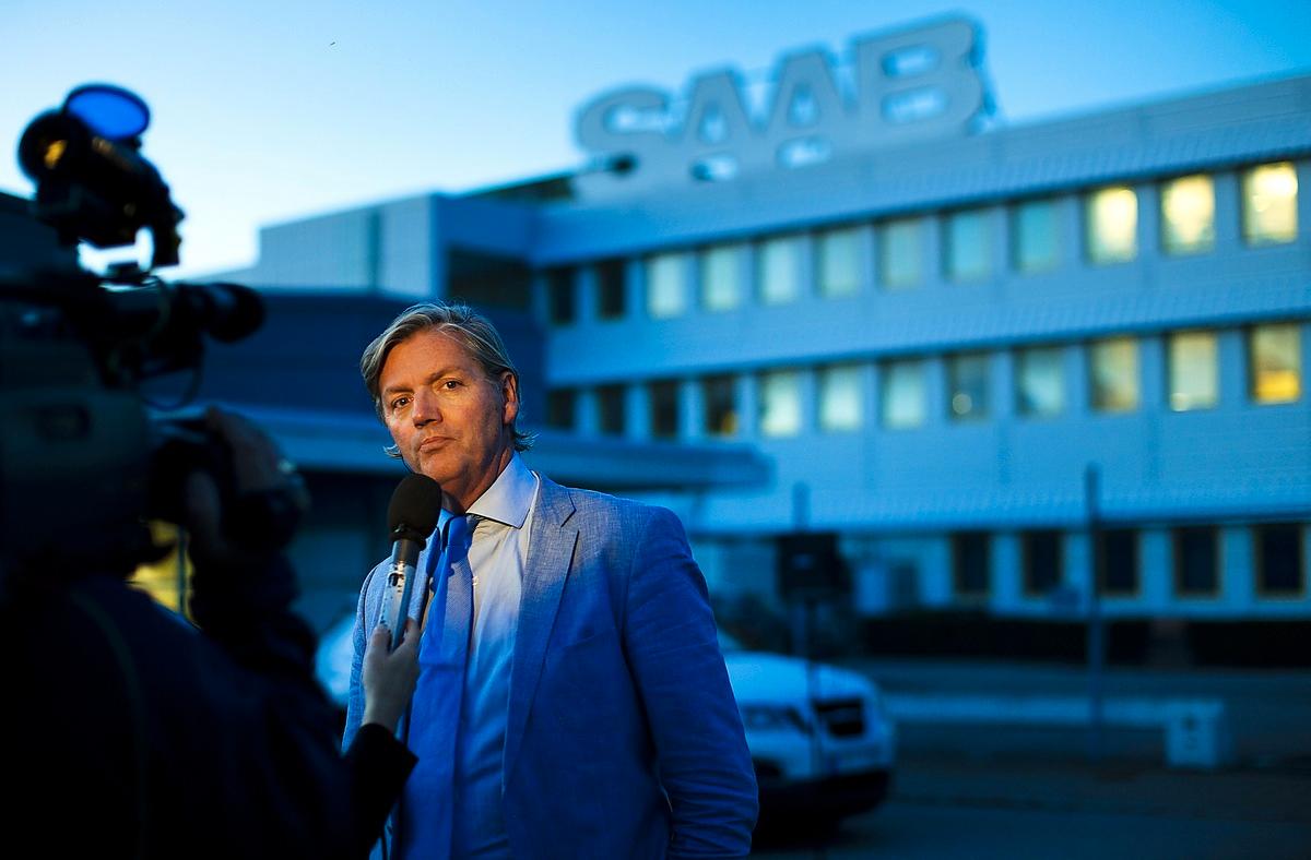 Medier misstänkliggör Victor Muller och hans ambitioner för Saab, menar debattören.
