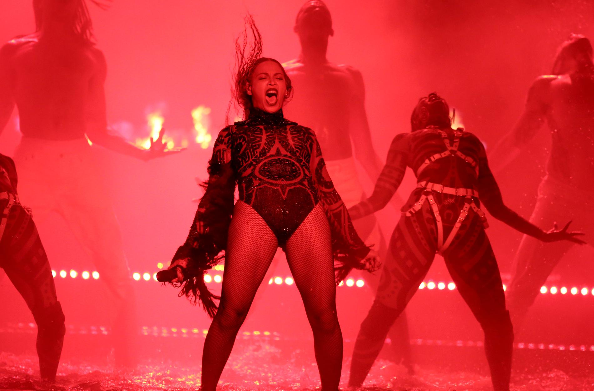 Beyoncé under en tidigare konsert.