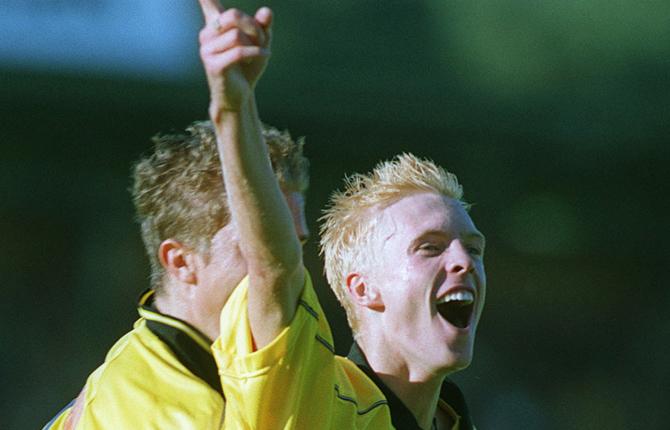 Mjällby 1997-1999 Chippen debuterade för Mjällby 1997. Totalt blev det 52 matcher och elva mål i klubben.