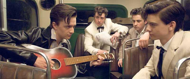 I ”Nowhere boy” möter vi Harrison, Lennon och McCartney som tonåringar.