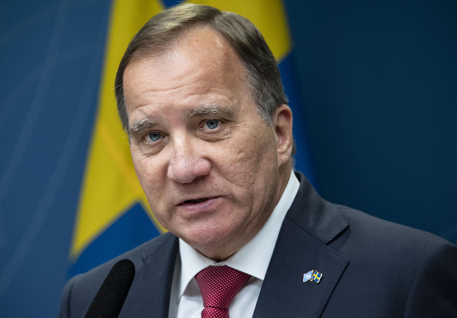 Statsminister Stefan Löfven avvisar idén om att inrätta ett volymmål över antalet asylsökande till Sverige. 