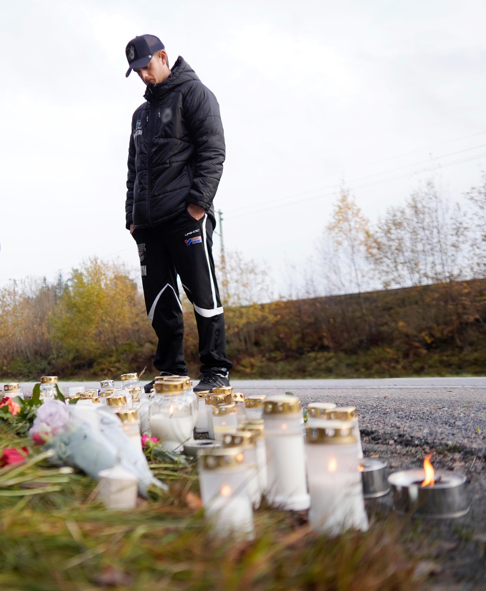 Rasmus Wiklund, 20, var tränare till en av tonåringarna som dog.