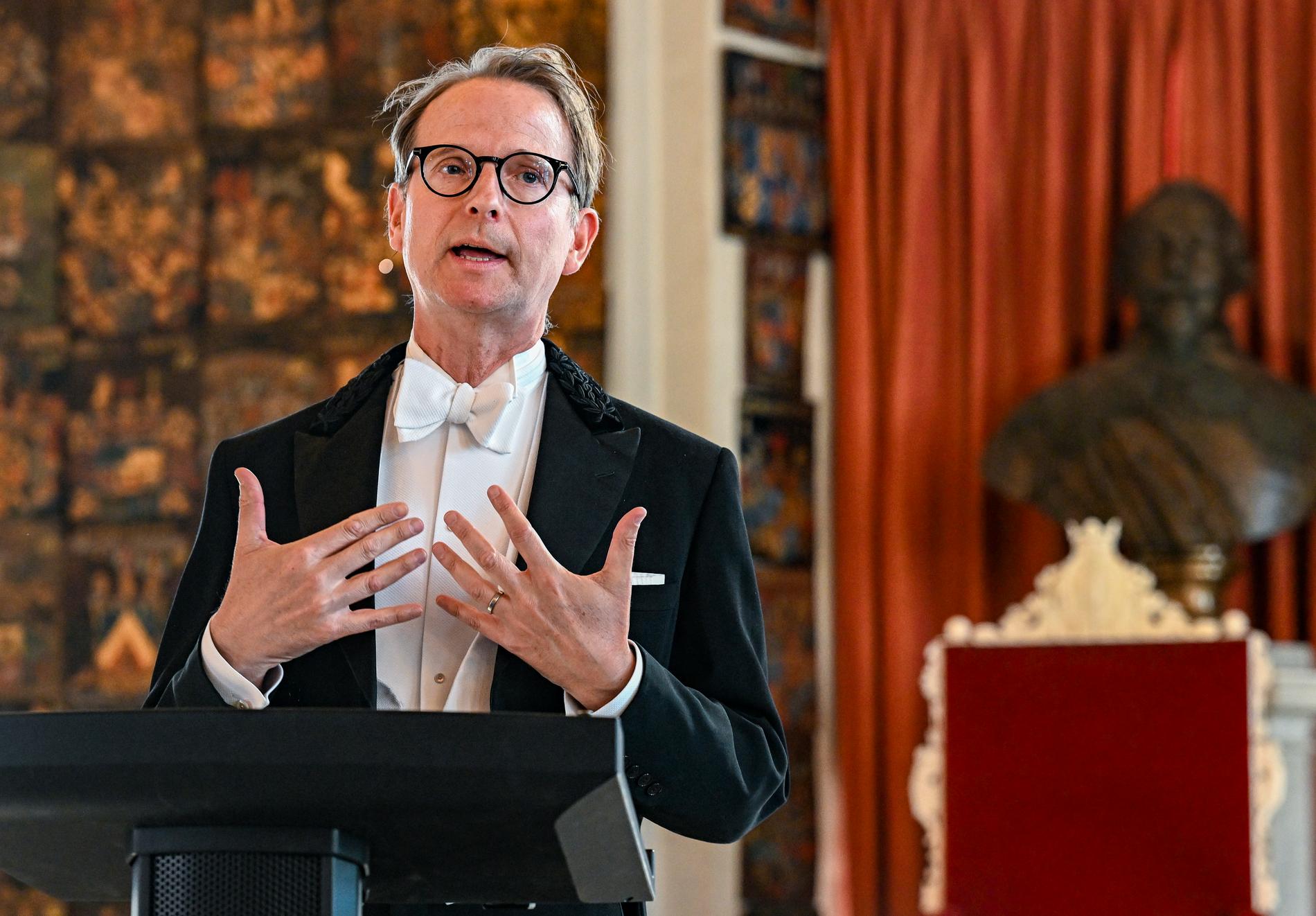 Handelhögskolans rektor Lars Strannegård har tröttnat på glädjebetygen i de svenska skolorna.