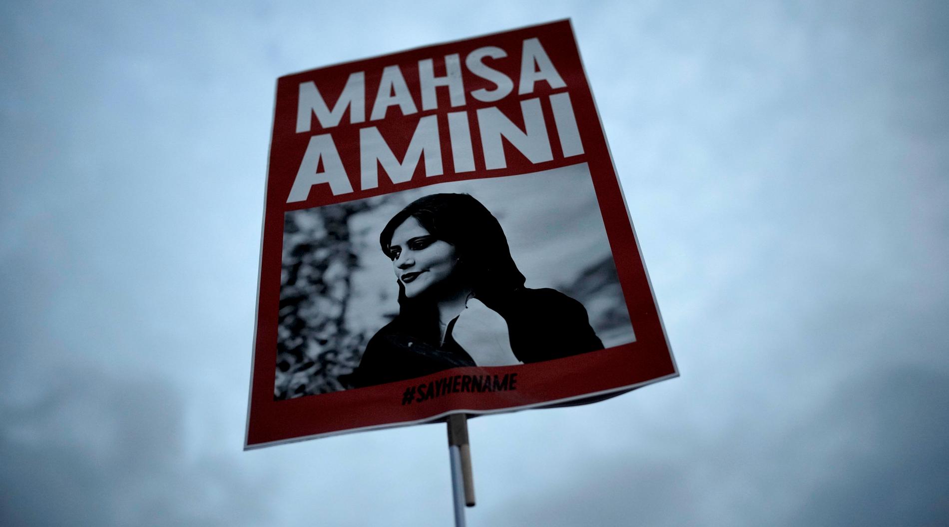 Mahsa Jina Amini blev 22 år. 