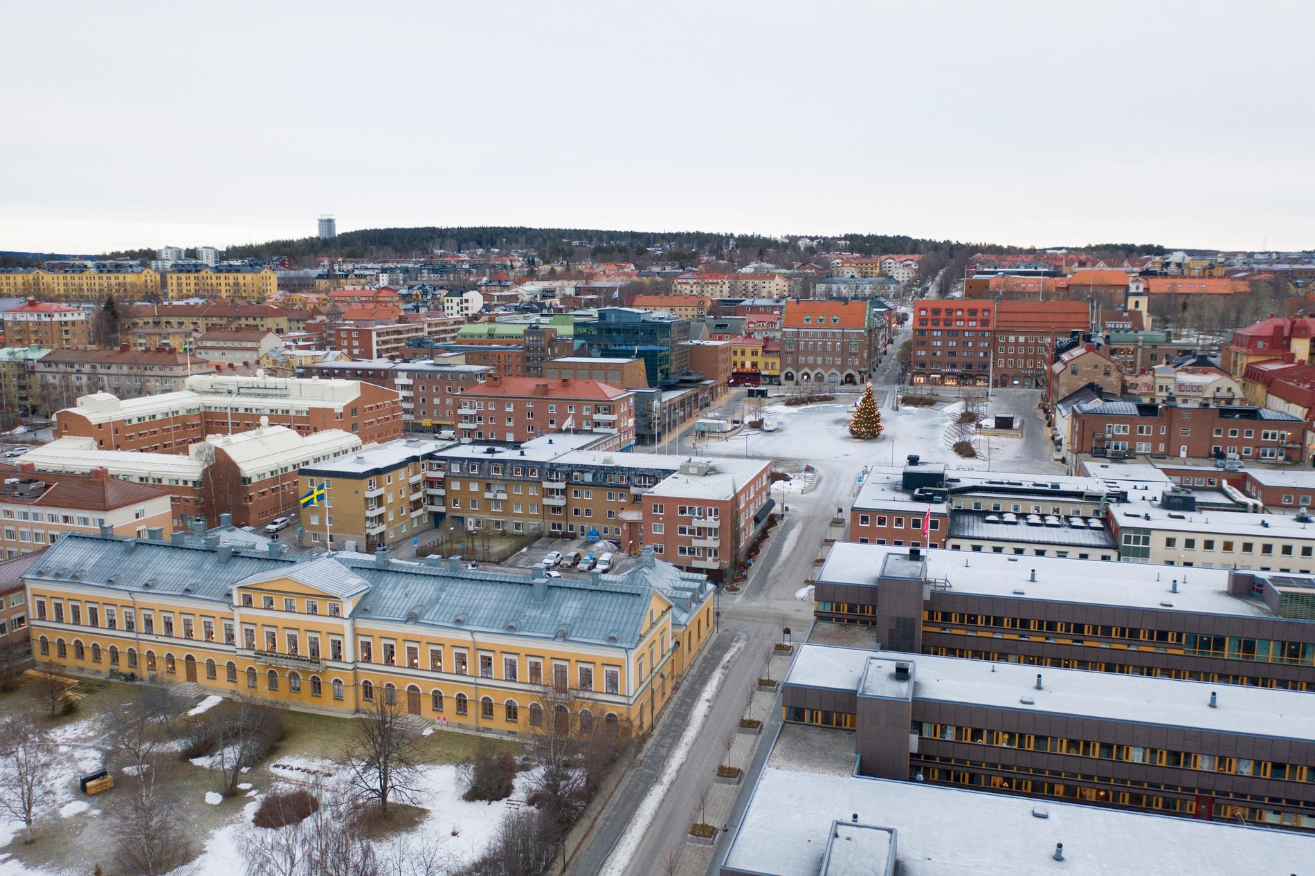 Östersund, och resten av Jämtland, får nu också lokala restriktioner efter skenande smitta.