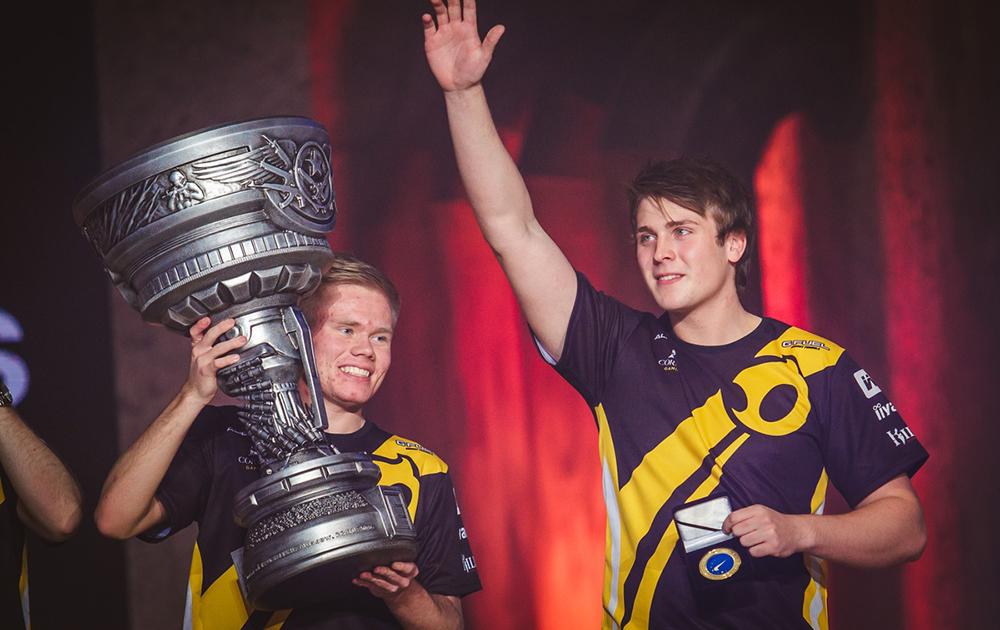 Magiskboy with the trophy at Epicenter, flanked by his teammate k0nfig who became MVP of the tournament. Photo: Epicenter.gg