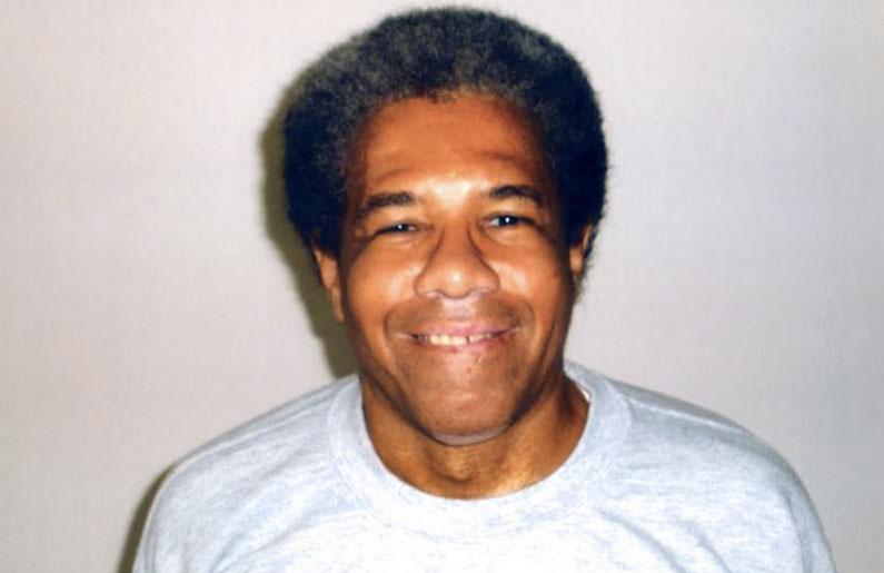 Albert Woodfox var medlem i Svarta pantrarna och dömdes för mord på en fängelsevakt 1972. Nu har han släppts.