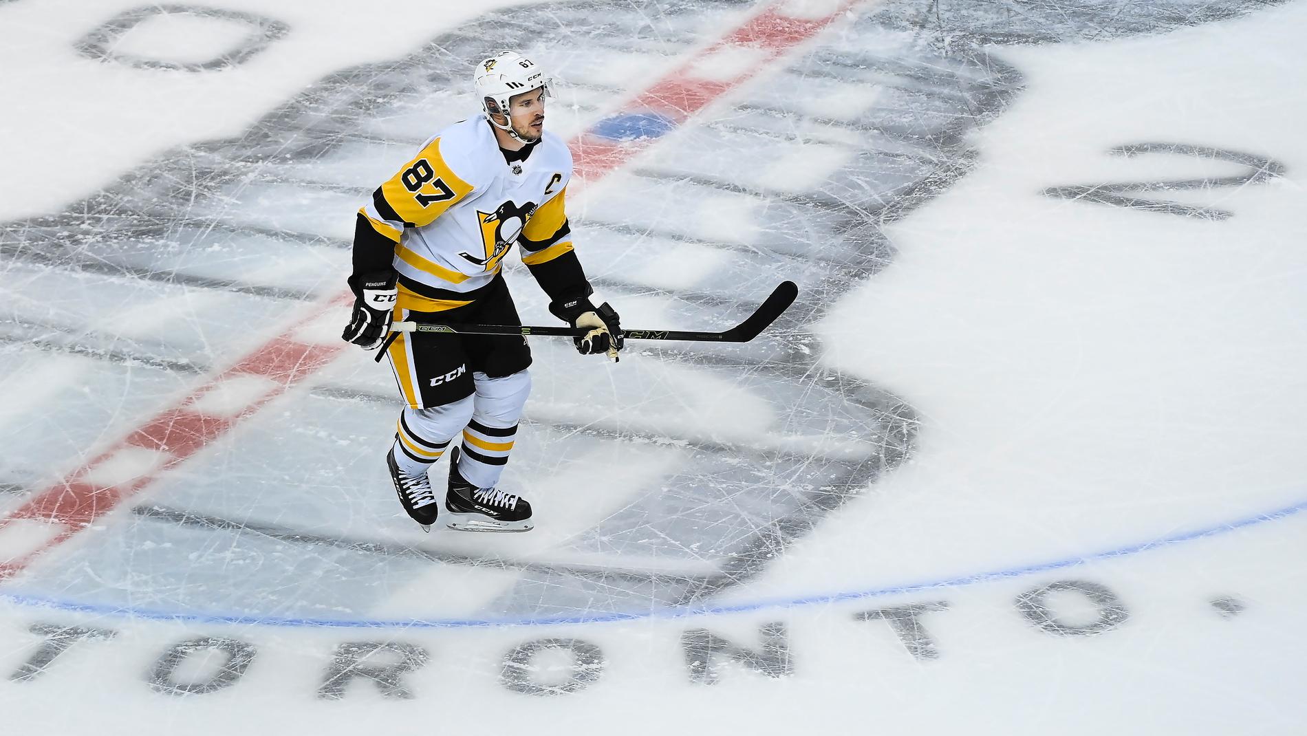 Sidney Crosbys Pittsburgh är en förlust från att slås ut i Stanley Cup-slutspelet.