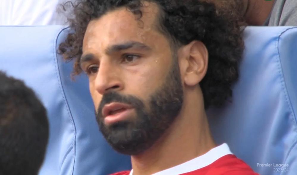 Salah var märkbart irriterad när han blev utbytt.