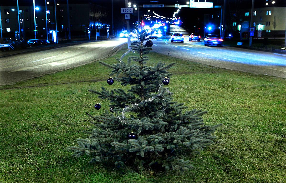 ”I'm dreaming of a white Christmas...” Så här grönt kommer stora delar av Sverige att vara över jul. 2014 kommer med stor sannolikhet bli det varmaste året som uppmätts och det borde vara bråttom att få till förändringar – men det går för långsamt.