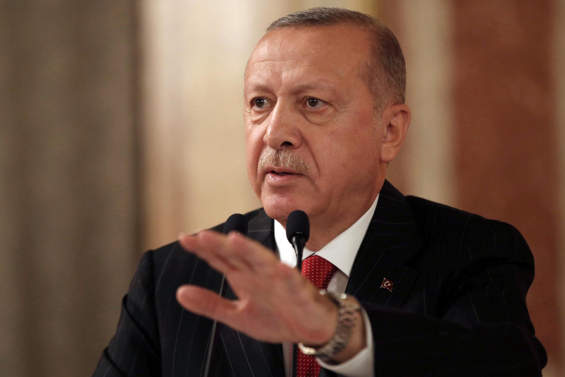 Turkiets preisent Recep Tayyip Erdogan.