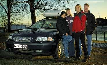 Inger Ericsson, maken Per-Arne och barnen John och Linnea valde Volvo för säkerheten och komforten.