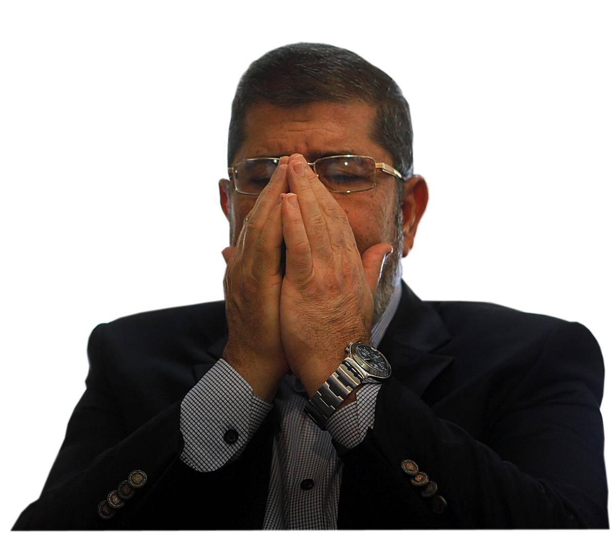 inga böner hjälper Muhammed Mursi, maktlös ny president.