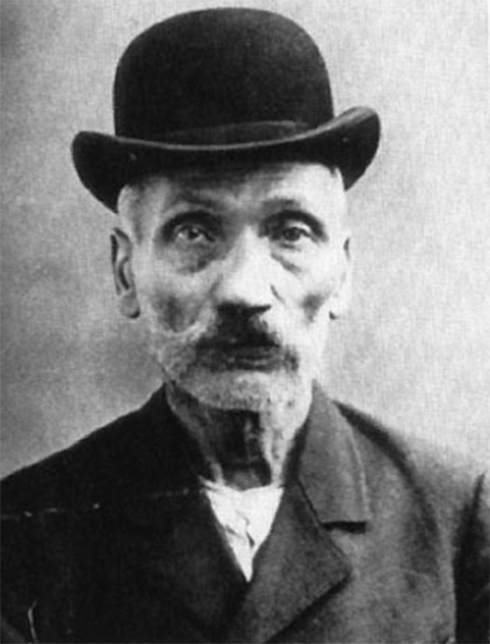 Tjuven Wilhelm Voigt gick till historien efter kuppen 1906.