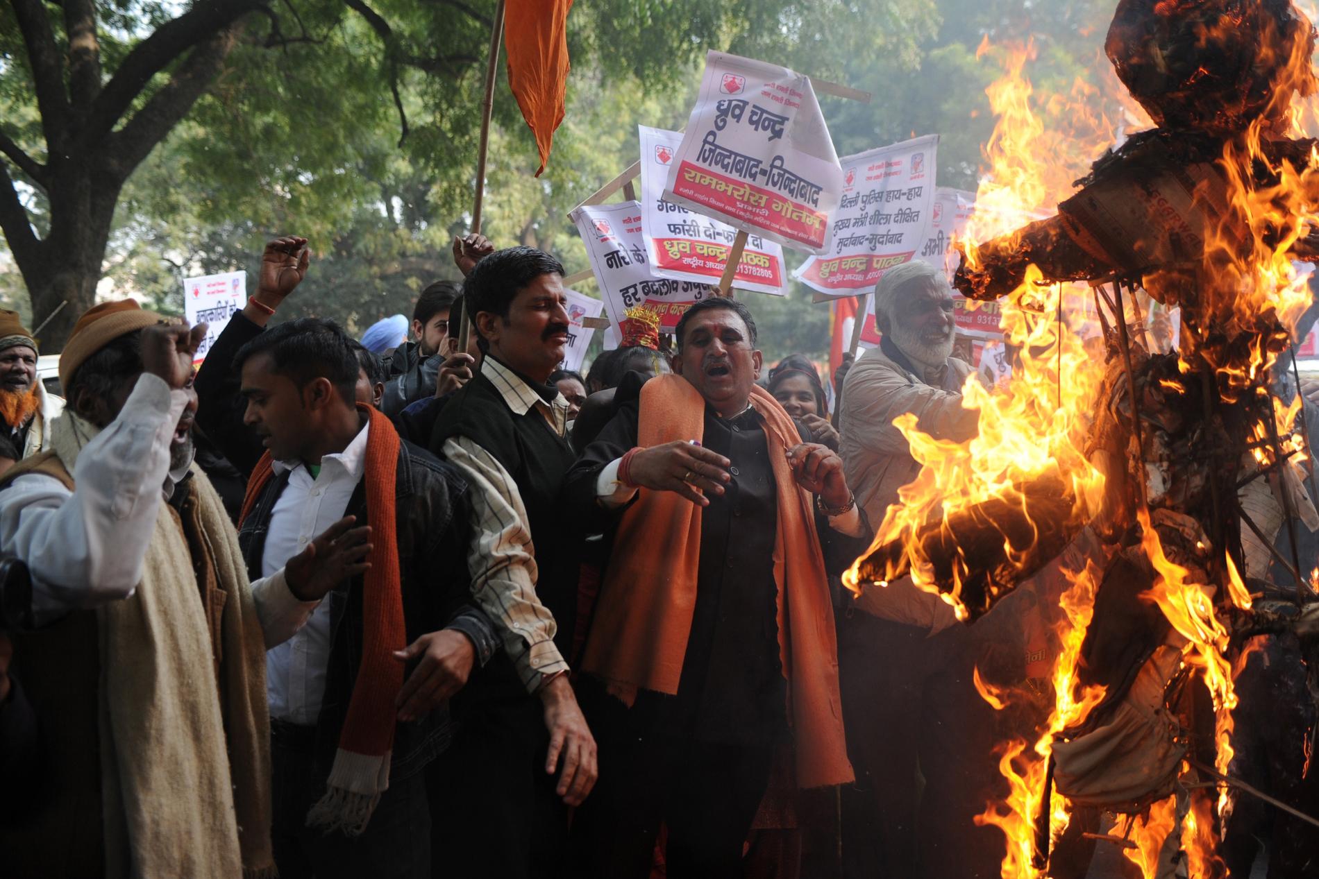 Demonstranter krävde bättre säkerhet för kvinnor i Indien.