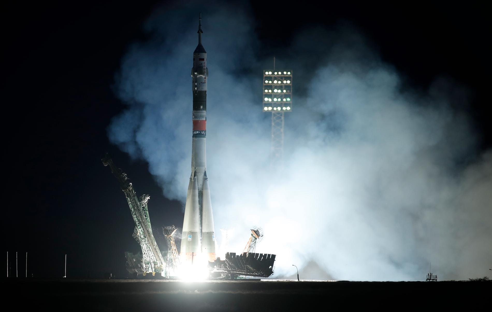 Sojuz-farkosten alldeles vid uppskjutningen.