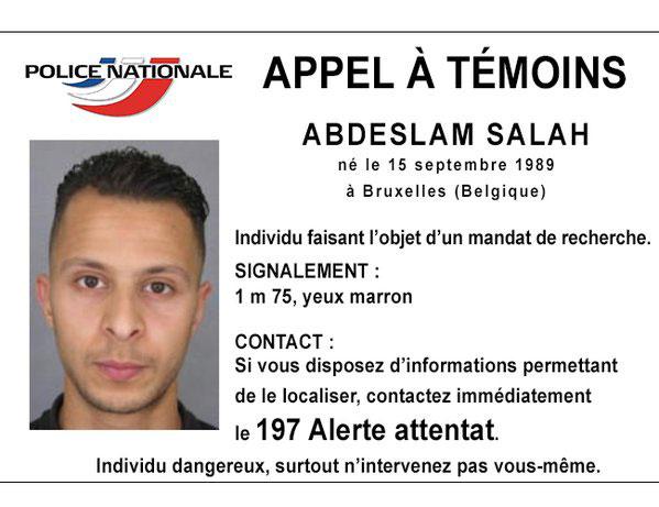 Salah Abdeslam  jagas i hela världen misstänkt för delaktighet i terrordåden i Paris