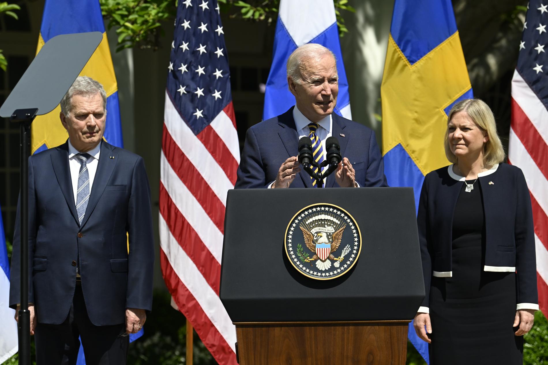 Finlands president Sauli Niinistö, USA:s president Joe Biden och statsminister Magdalena Andersson.