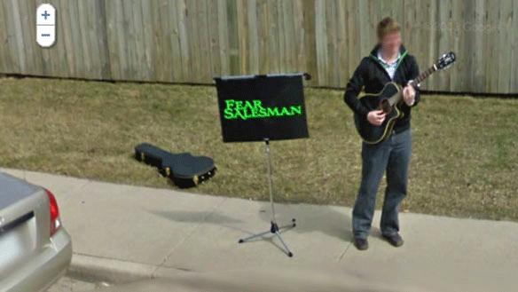 Saskatoon-bon Nate kuppade in sig och sitt bands namn på Google Streetview.