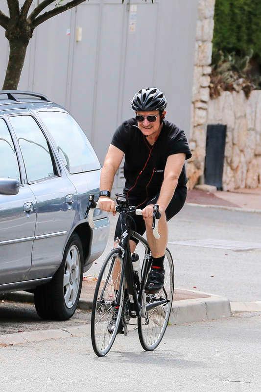 ”VÄNTAR OSS FULL ÅTERHÄMTNING” U2-sångaren Bono skadades under en cykeltur genom Central Park i New York. Bilden är tagen vid ett tidigare cykeltillfälle.