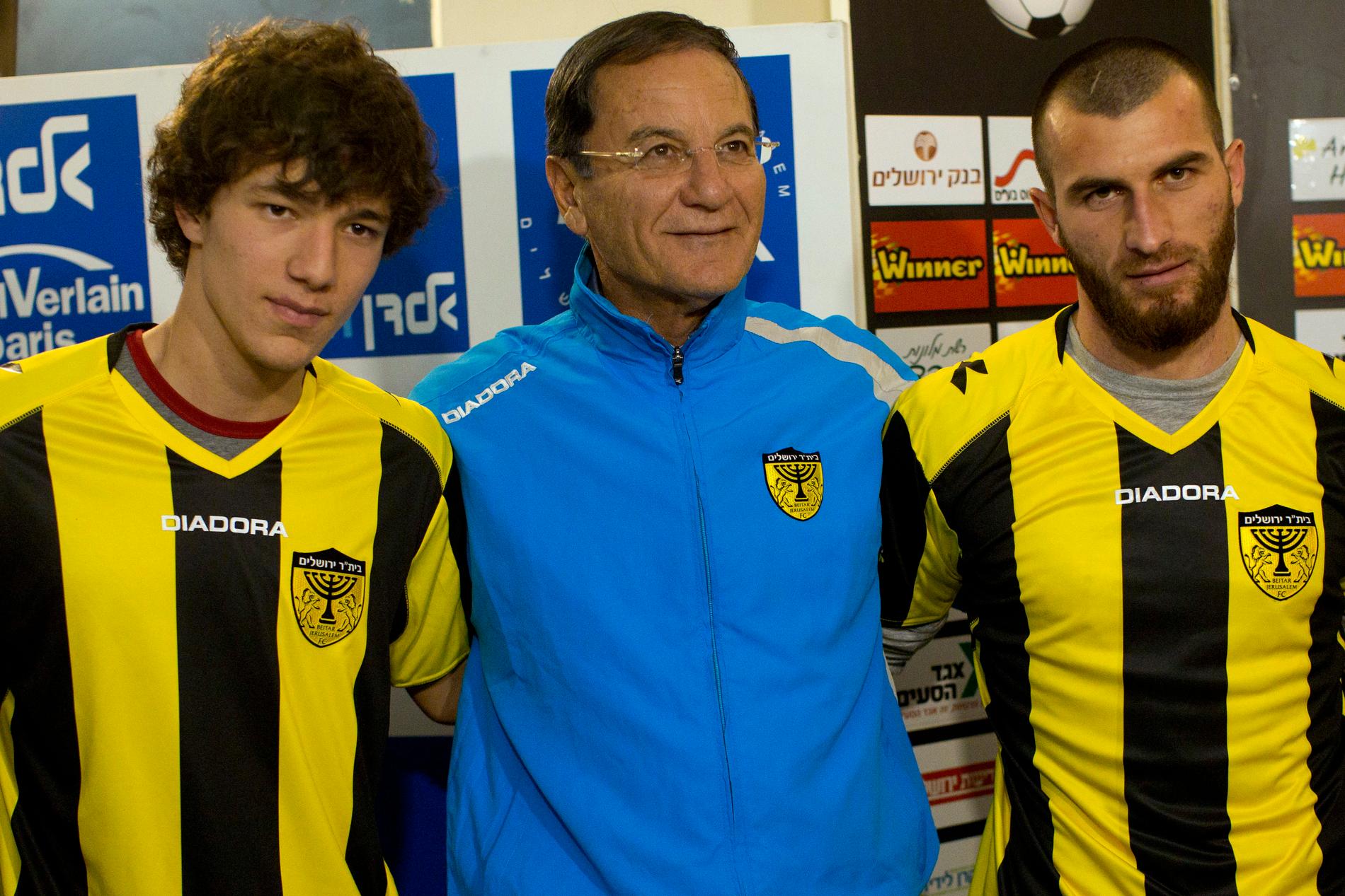 Gabriel Kadiev till vänster och Zaur Sadayev till höger tillsammans med dåvarande tränaren Eli Cohen