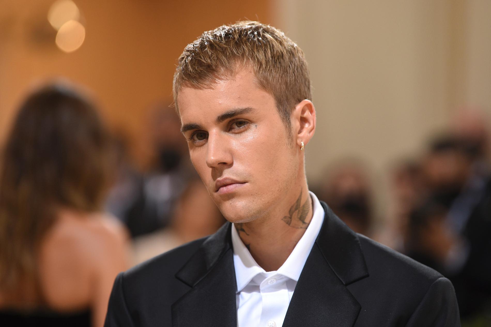 Artisten Justin Bieber menar att H&M säljer produkter med hans namn utan tillstånd. Arkivbild.