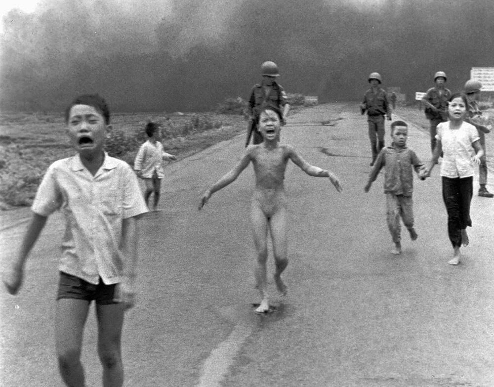 För den moderna vänstern skapades självbilden under solidaritetsarbetet med Vietnam, mot USA:s bombningar och orättfärdiga krig.