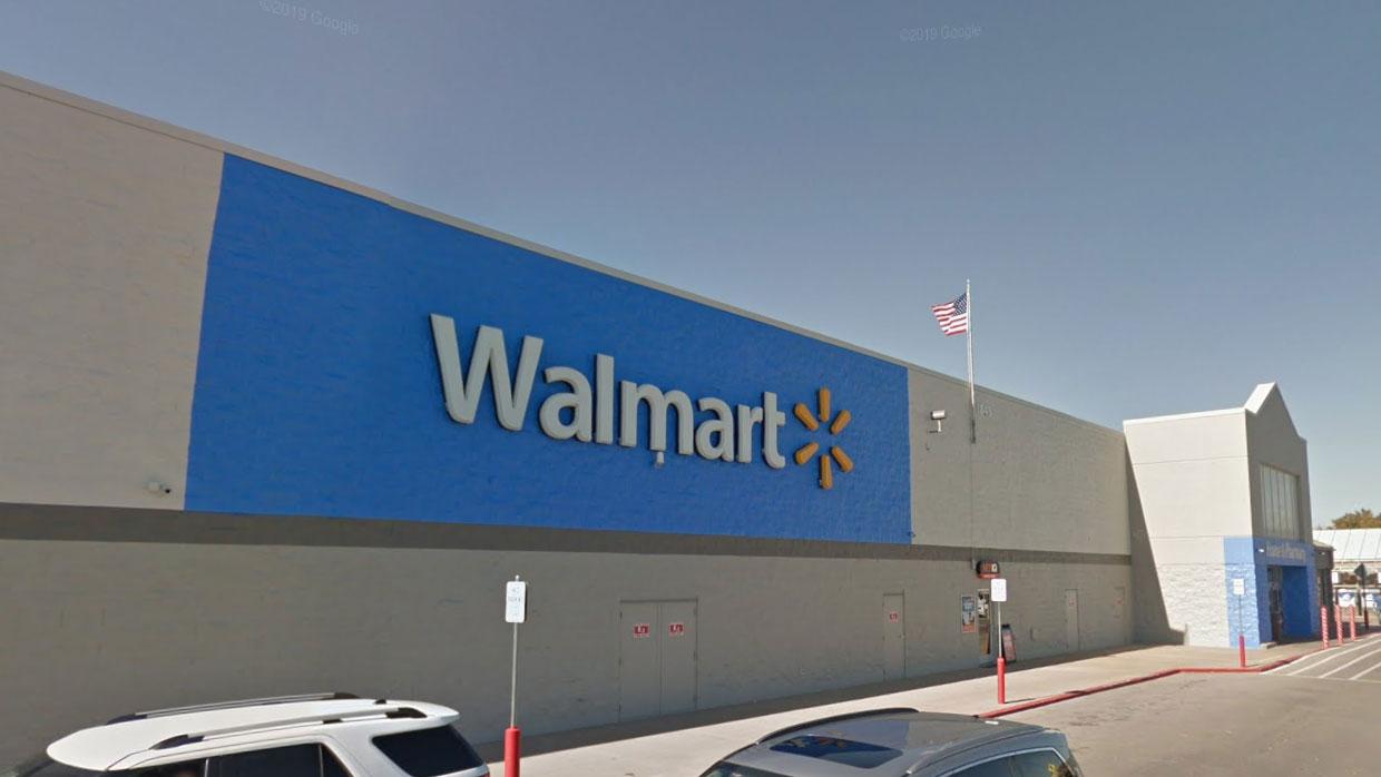 Skjutningen ska ha skett på Walmart i Duncan, Oklahoma.