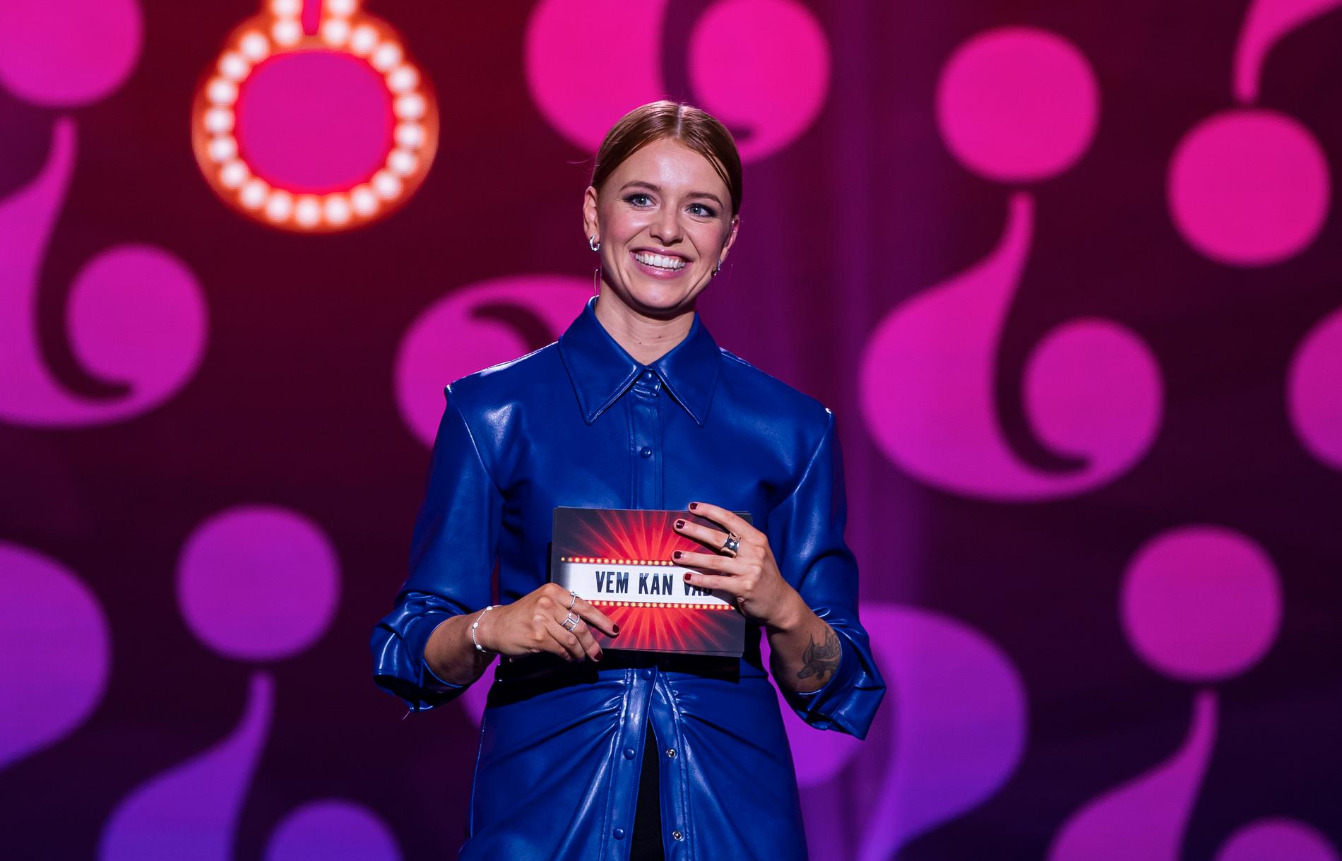 Clara Henry är programledare för SVT:s nya underhållningsprogram "Vem kan vad".