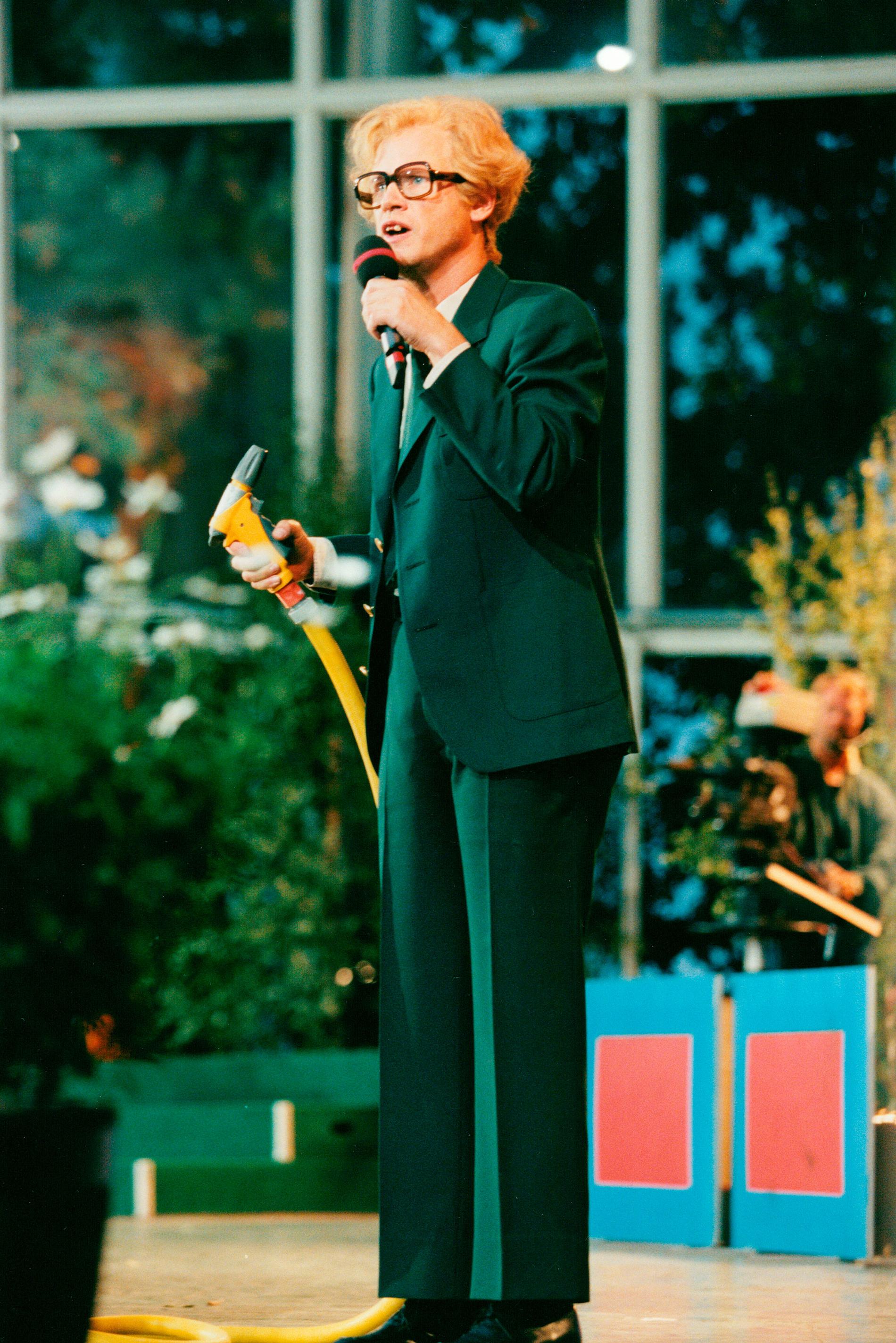 Robert Gustafsson på Skansens scen 1999.