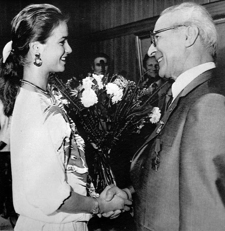Katarina Witt och Erich Honecker 1987.