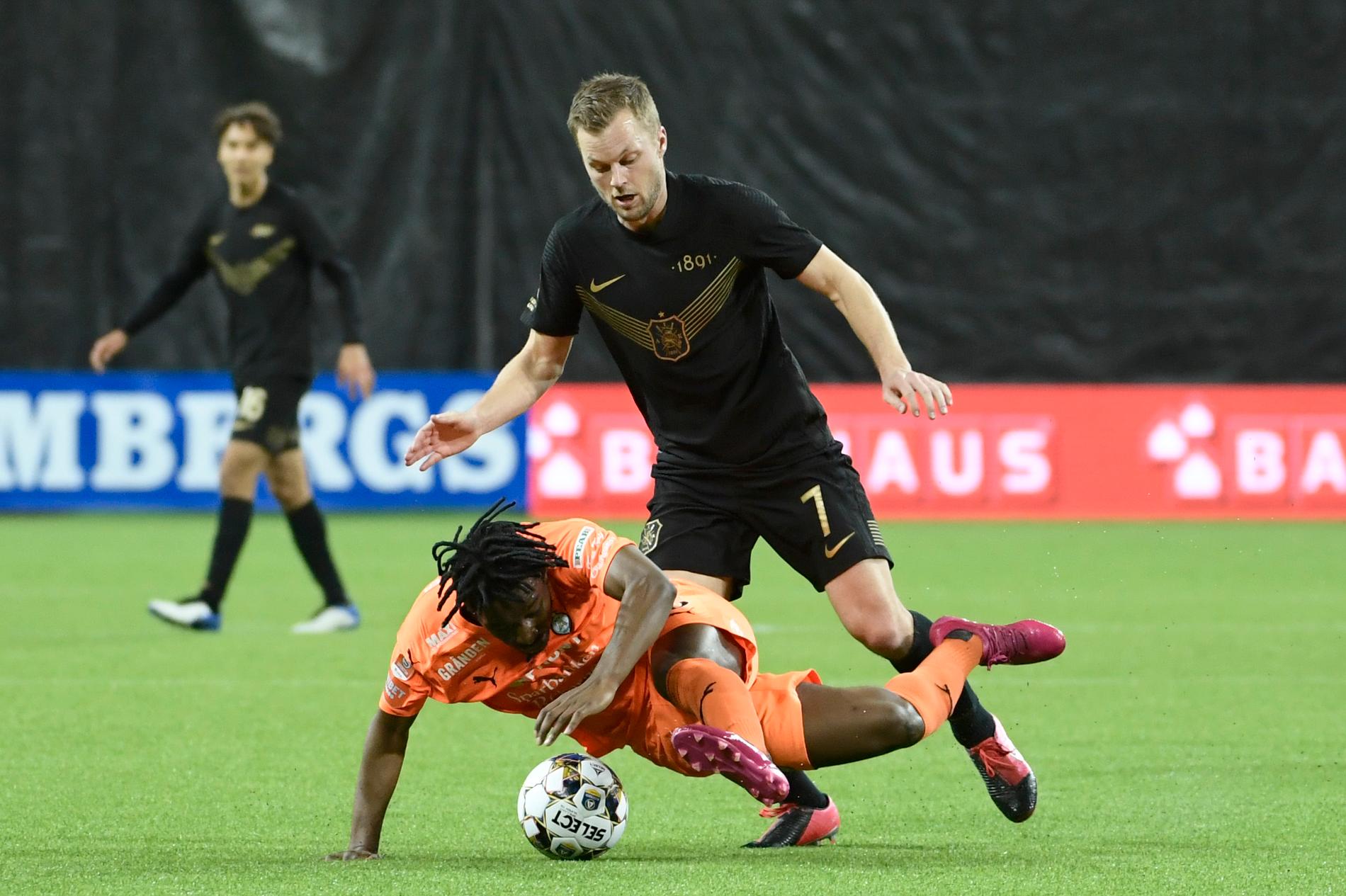 Sebastian Larsson visade vägen i AIK:s 4–0-seger mot AFC Eskilstuna.