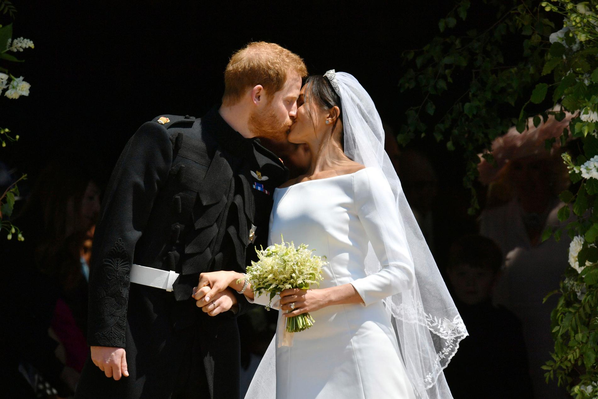 Nygifta! Prins Harry och Meghan Markle efter vigseln 19 maj 2018.