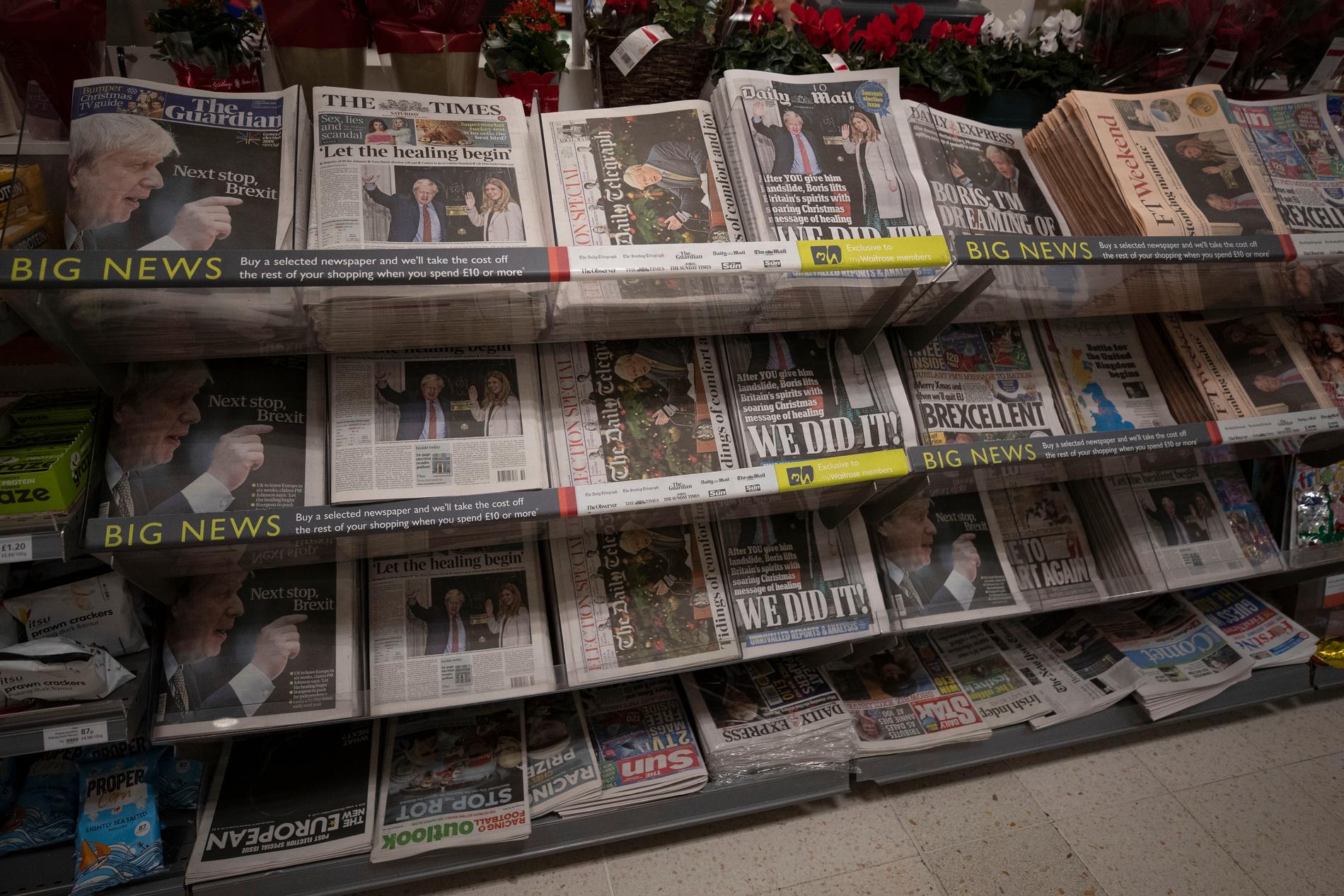 Tidningar i London dagen efter att Konservativa partiets seger stod klar.