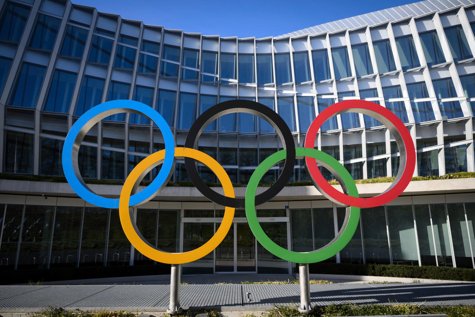 OS-ringarna utanför Internationella olympiska kommitténs högkvarter i Lausanne. Arkivbild.