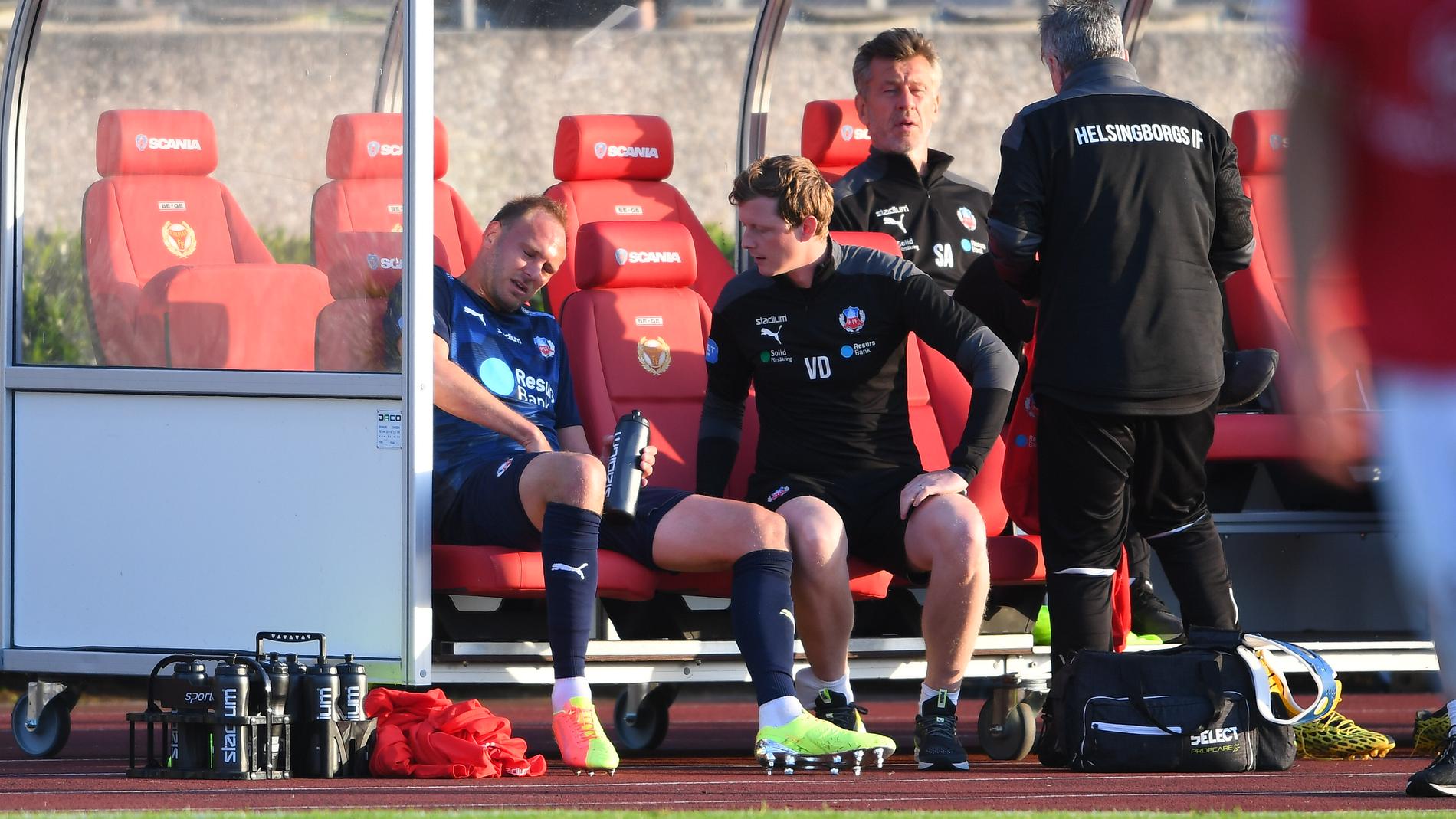 Andreas Granqvist byttes ut efter att ha fått ont i ljumsken under bortamatchen mot Kalmar FF den 18 juni.