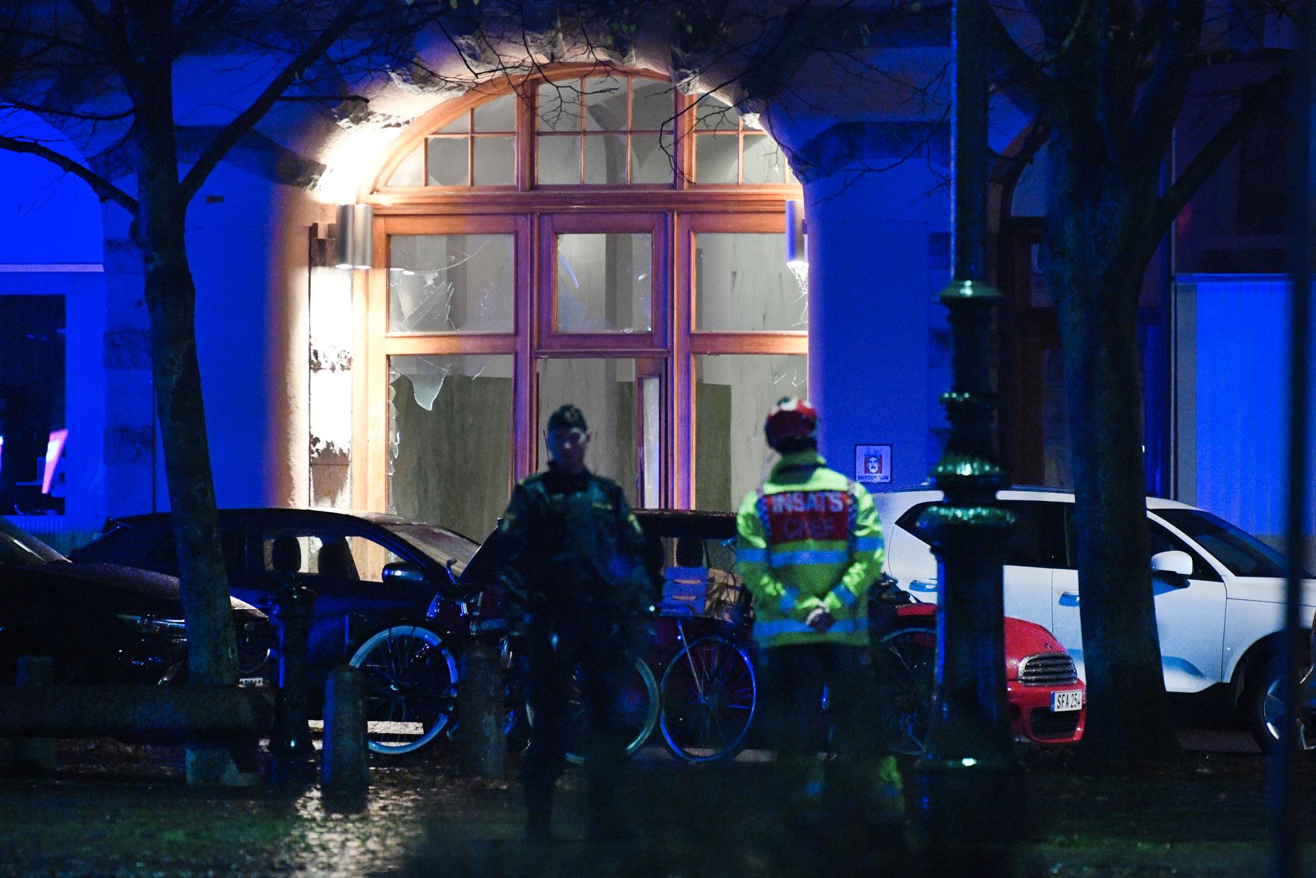 Ett mord och tre sprängningar har på kort tid ruskat om i Malmö, en av dem på Drottningtorget i fredags kväll. Arkivbild.