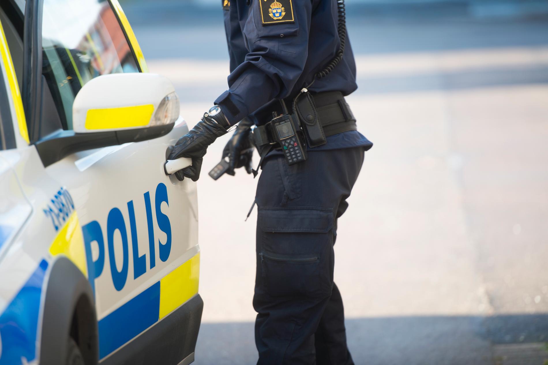 När polisen gjorde tillslag mot en lägenhet i Gävle hittades ett misstänkt farligt föremål. Arkivbild