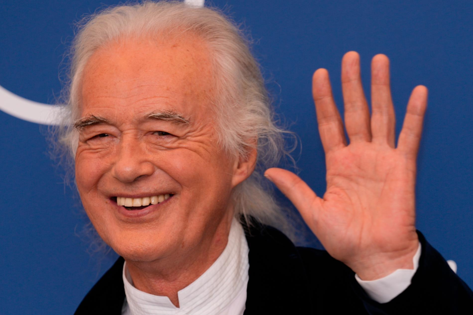 Jimmy Page är på plats på filmfestivalen i Venedig. 