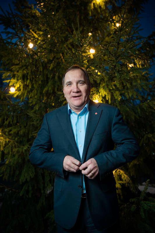 Statsminister Stefan Löfven (S) ska bli mer synlig utanför Stockholm - i kampen mot populismen. På kort tid har han besökt orter som Umeå, Örebro och Enköping, där han höll sitt jultal.