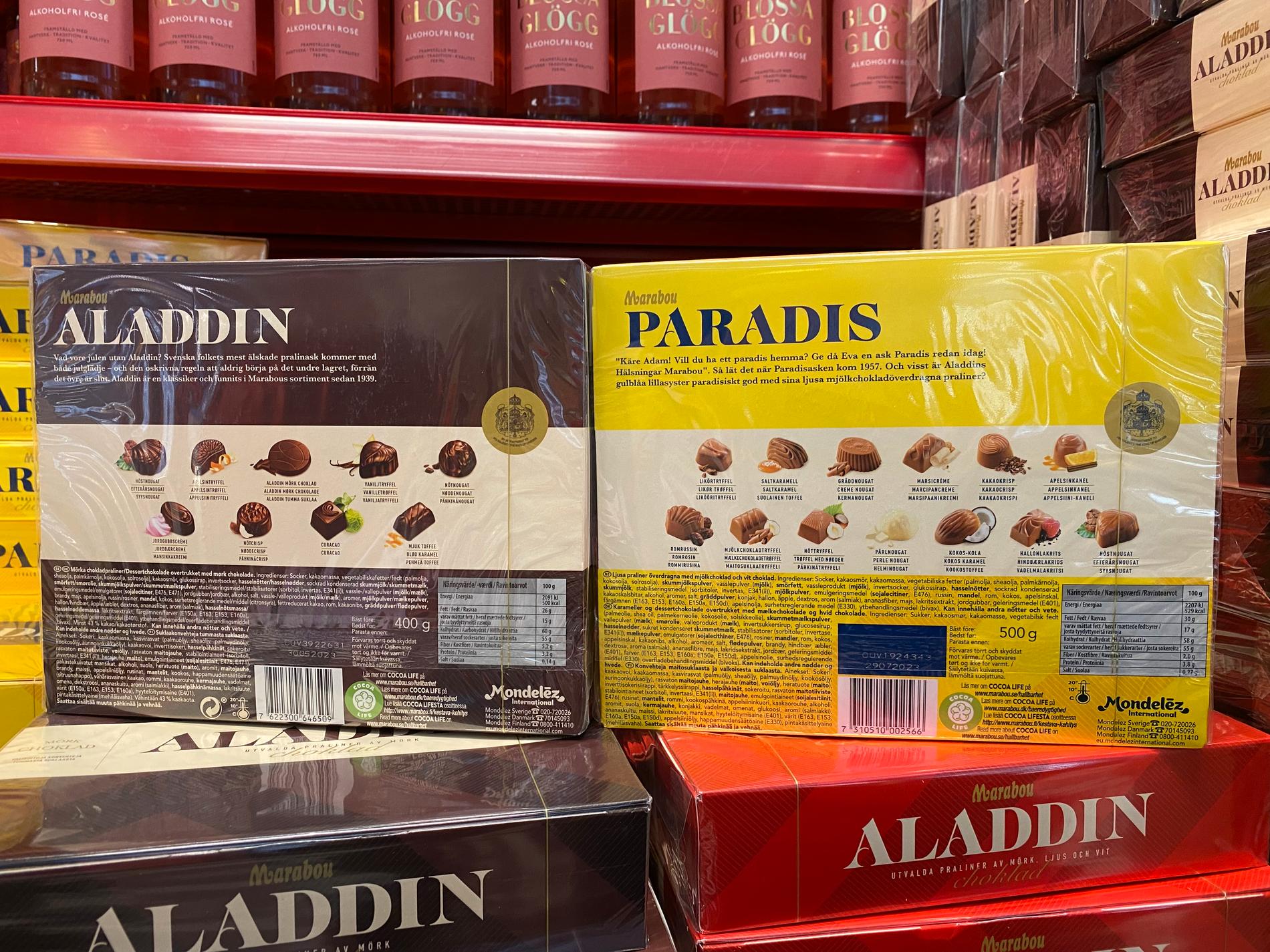 Pralinaskarnas vikt syns tydligt. Aladdin med mörk choklad väger bara 400 gram medan Paradis med ljus choklad väger 500 gram.