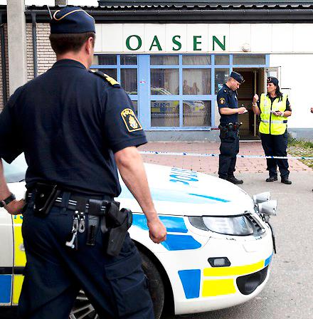 Två bröder sköts till döds på spelklubben Café Oasen i Södertälje 2010. Morden blev slutet på en blodig maktkamp.