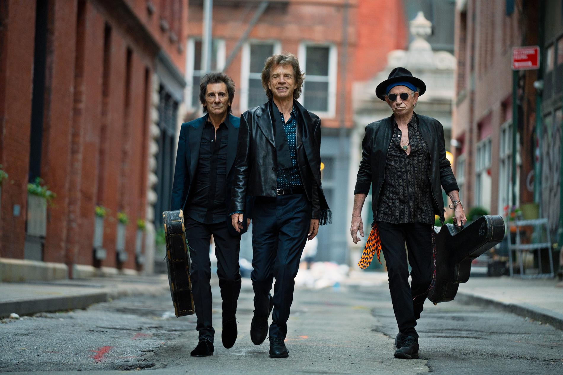 Ron Wood, Mick Jagger och Keith Richards har gjort ett nytt album för för första gången på nästan två decennier.