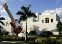 På Seminole Hard Rock Hotel hittades Anna Nicole Smith död.