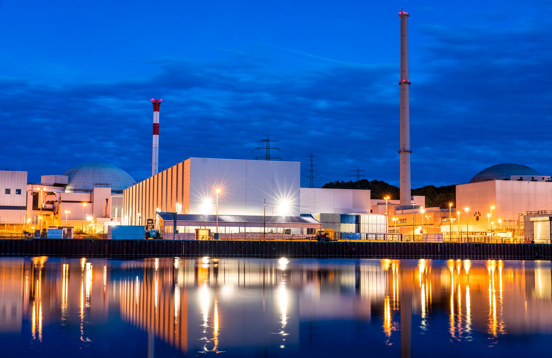 Kärnkraftverket Neckarwestheim norr om Stuttgart hyser en av tre tyska reaktorer som fortfarande är i drift. Arkivbild.