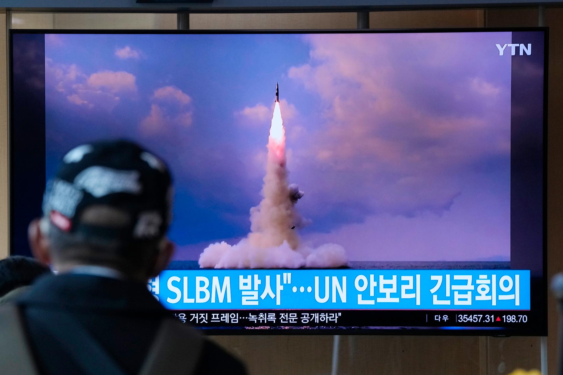 Tv-sändning i Sydkorea efter Nordkoreas robottest i början av veckan.