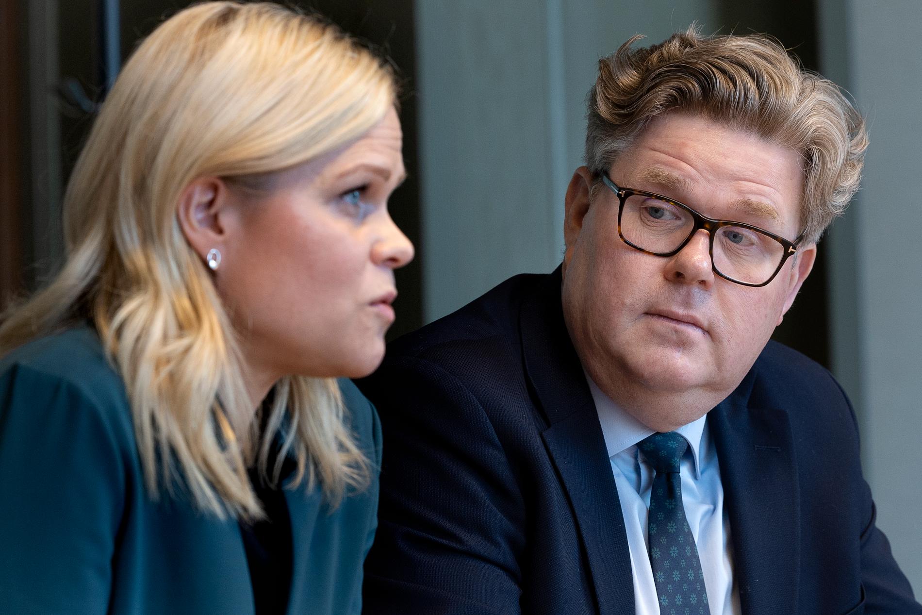 Jämställdhetsminister Paulina Brandberg (L) och justitieminister Gunnar Strömmer (M).
