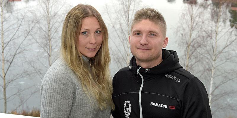Rebecca Dahlén och Dennis Palmqvist får träna ryska miljardärens hästar.