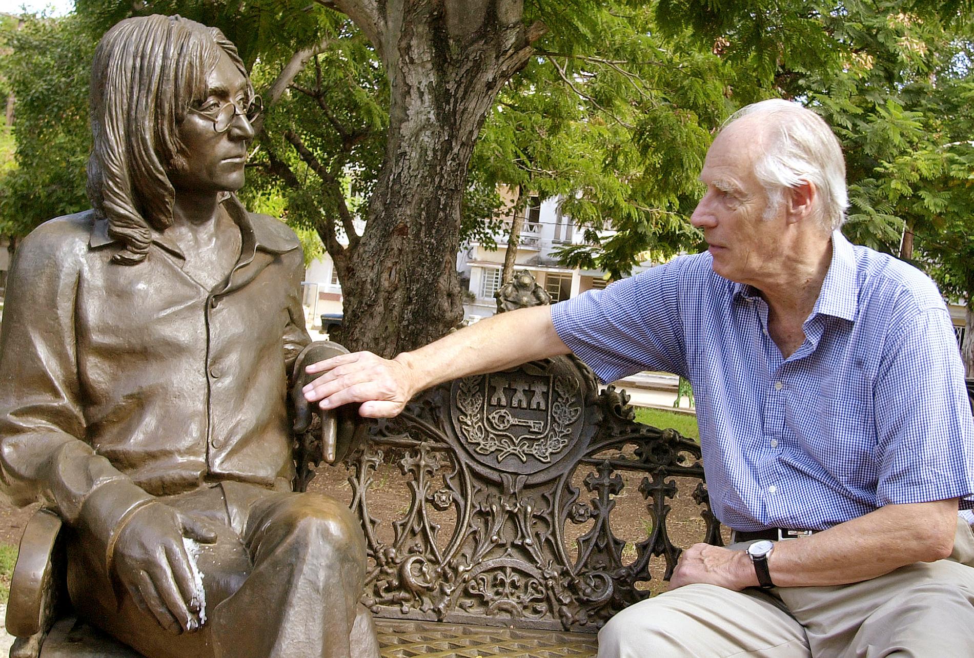 George Martin i Parque John Lennon som ligger i stadsdelen Vedado i Havanna.