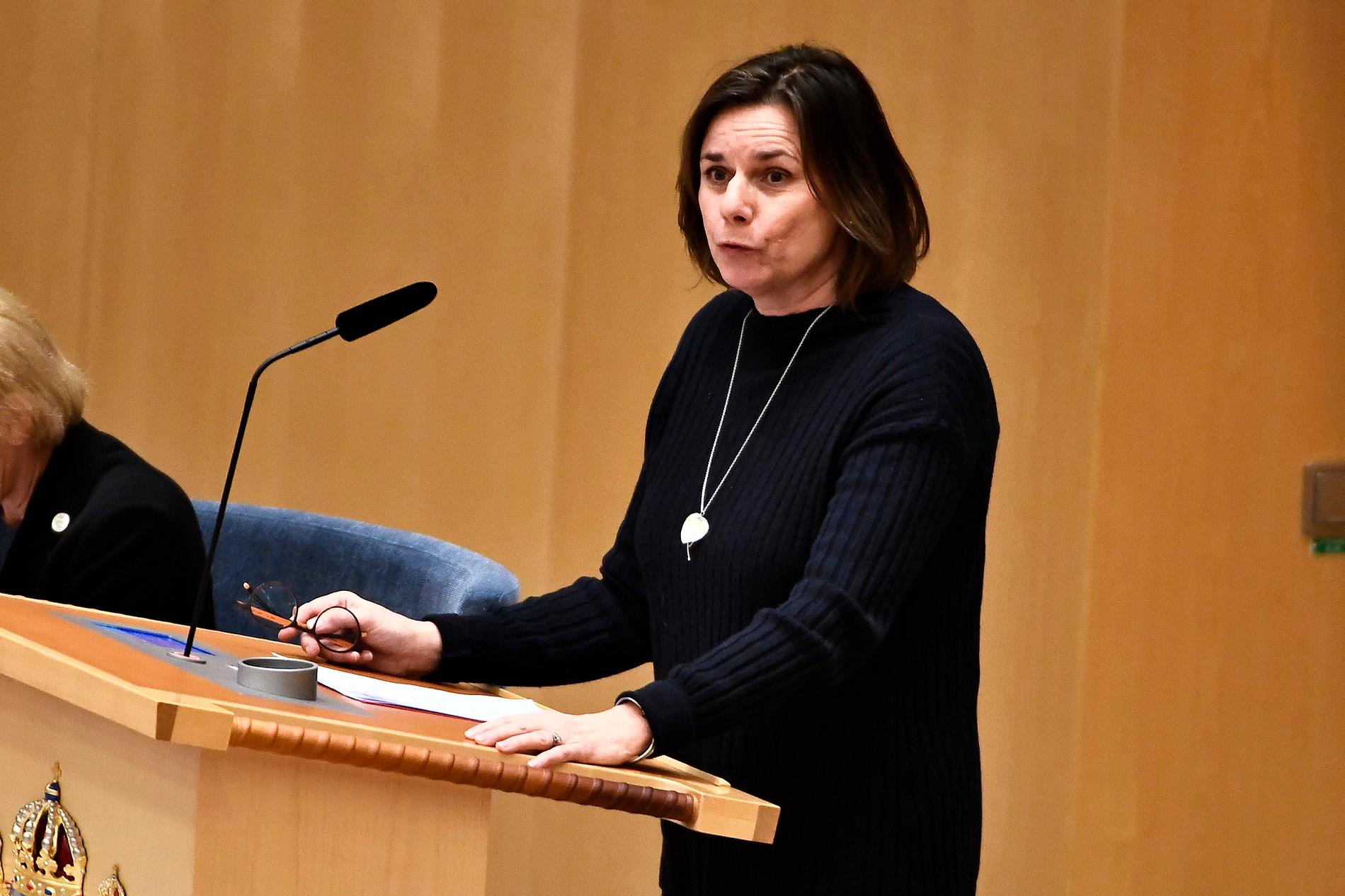 Miljöpartiets språkrör Isabella Lövin (MP) under partiledardebatt i riksdagen i Stockholm.